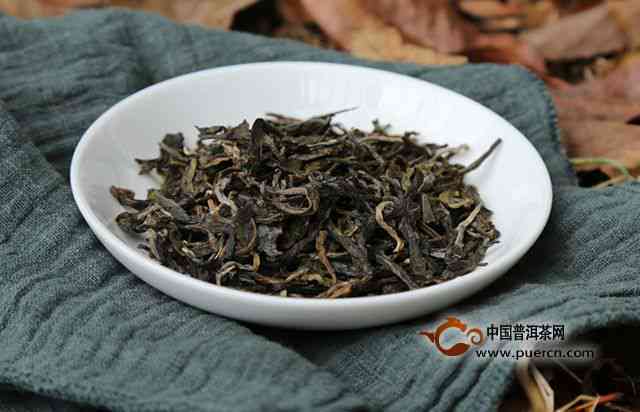 云南原生大叶普洱茶：品味生茶的醇厚与解析，探究其独特功效和价格