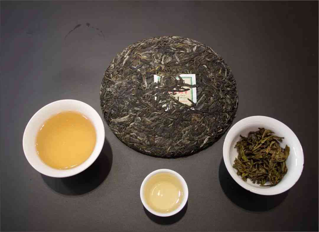 精选班章普洱茶饼357克，源头直供，品质保障，独特风味吸引众多茶友关注