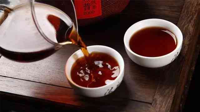 沙特阿拉普洱茶：红茶与葡萄酒的选择