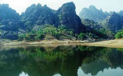 石洞山景区：简历、森林公园、风景区、旅游景点简介