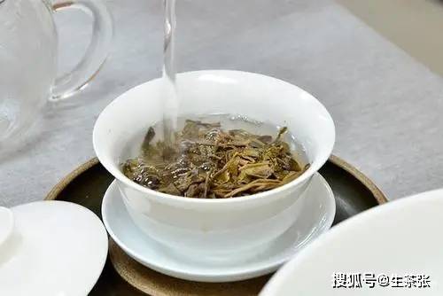 普洱茶存放不当的后果及其解决方法：了解如何正确保存普洱茶以保持其品质