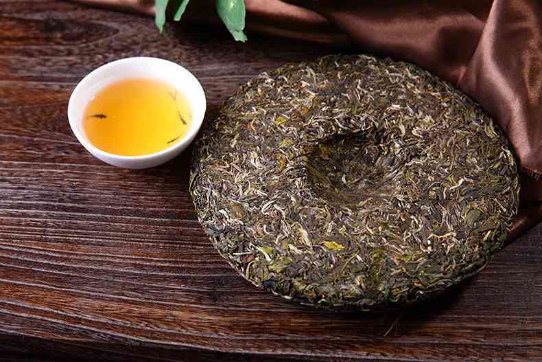 2010年的普洱茶七子饼茶