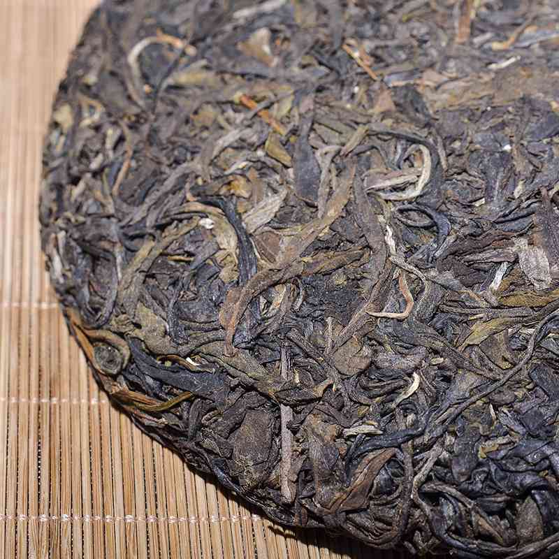 陈香普洱茶生茶饼