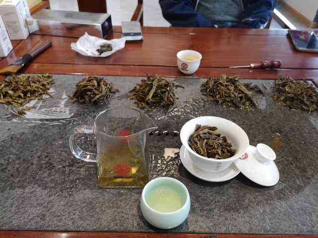 云南勐库茶区冰岛古树茶的独特口感魅力：一场味觉宴