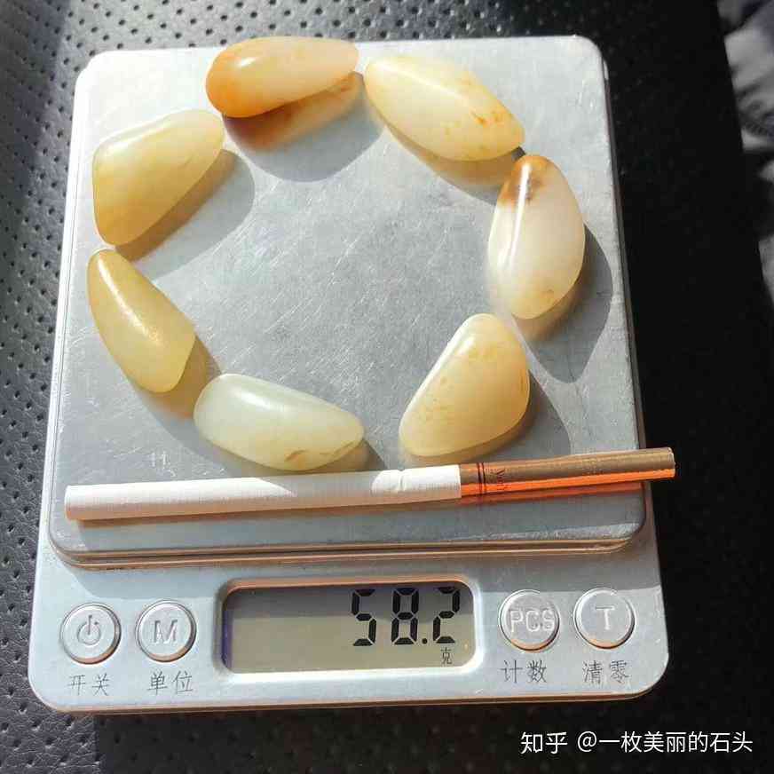 和田玉厚石手串值钱吗？推荐的相关信息是什么？