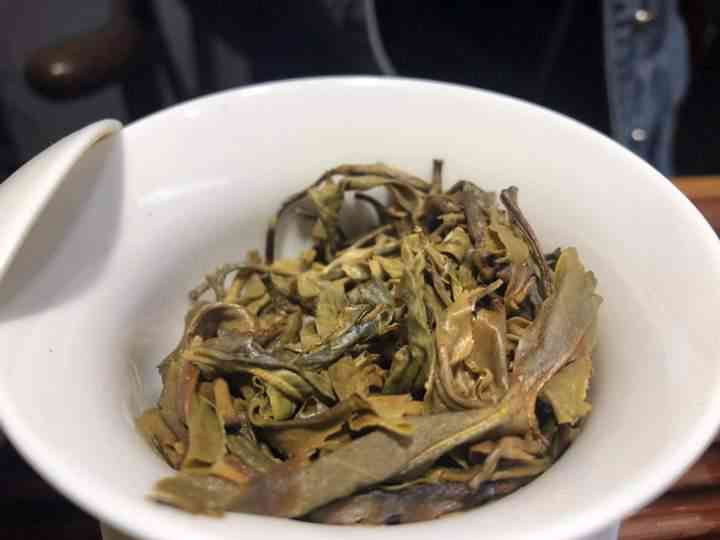 老班章秋茶普洱茶生茶25克