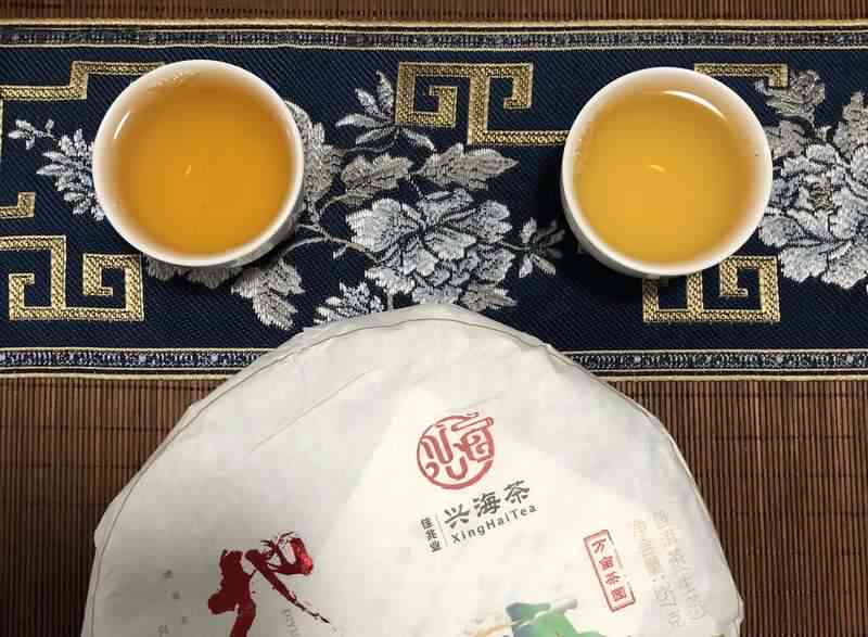 兴海茶厂精选老熟普洱茶叶，滋味浓回，品鉴享受