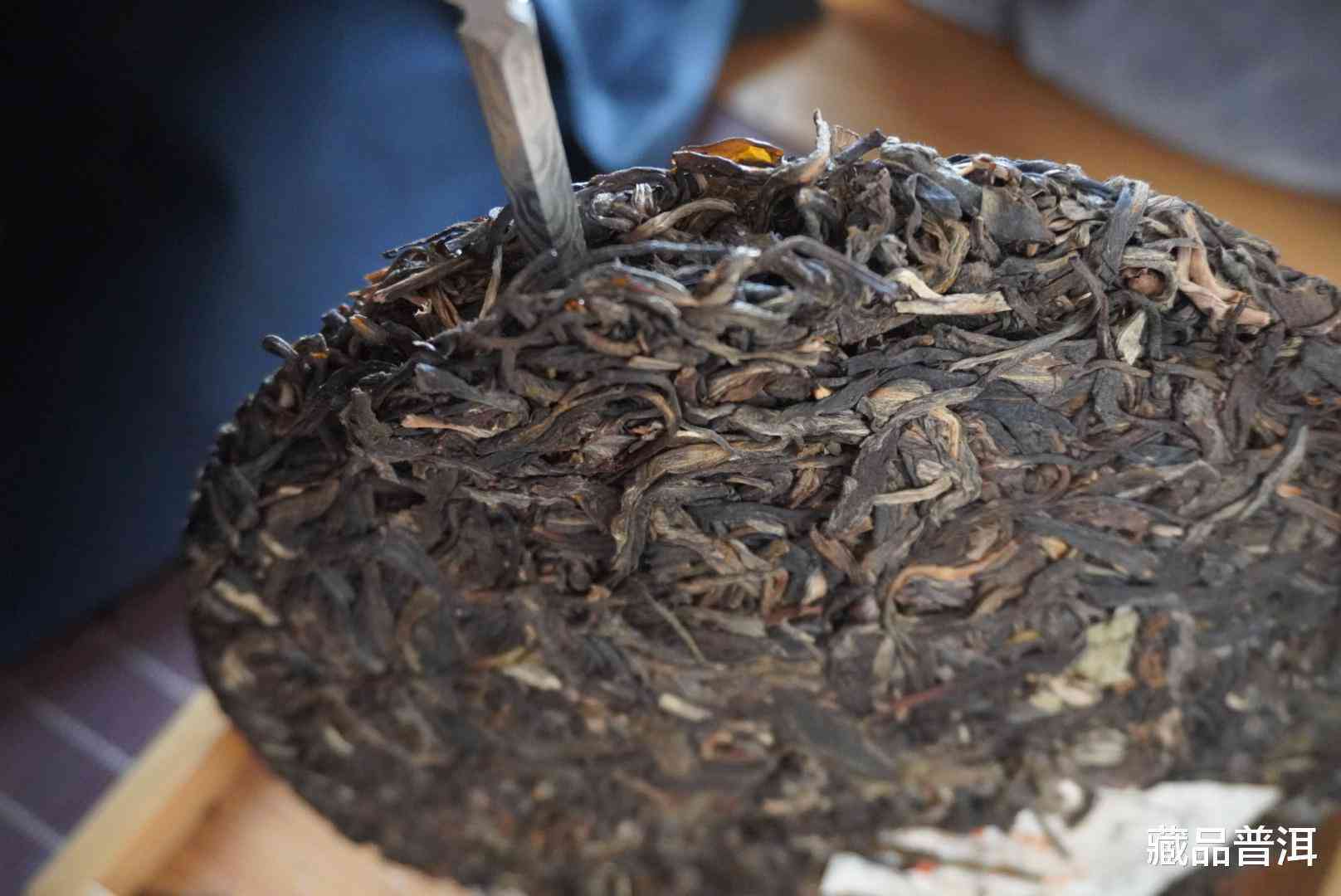 普洱茶散茶好还是饼茶好一点