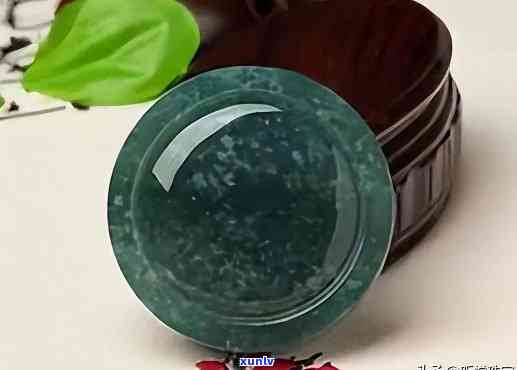 翡翠危料硬度：高吗？值得投资吗？