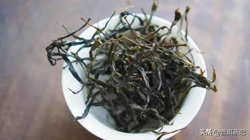 天门山小高杆普洱茶生茶口感：易武高品质茶叶魅力展现