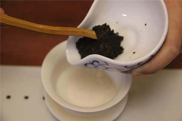 大益普洱茶的独特魅力：品质、熟茶、口感与解析