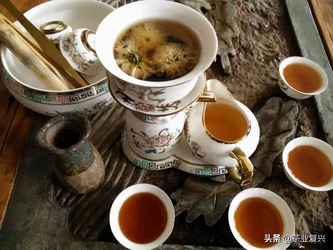 青岛顿普洱茶膏厂家电话地址 可以合成为 青岛顿普洱茶膏厂家电话。