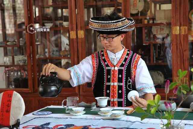 云南普洱茶之旅：探索七彩云南的茶文化与品鉴攻略