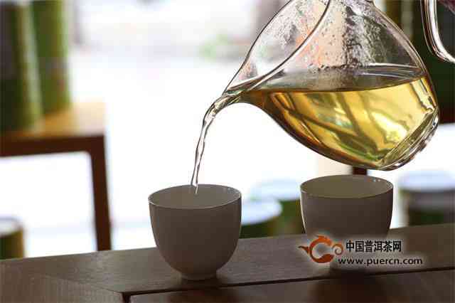 普洱茶喝进去有点酸味：正常现象？原因及处理方法。