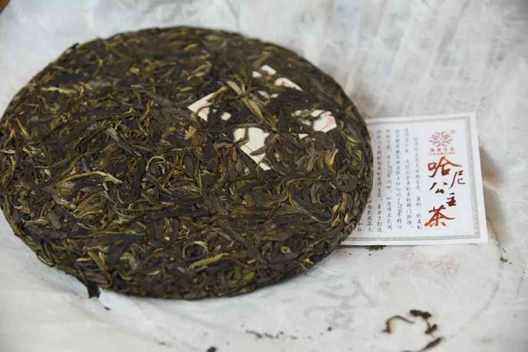 白普洱茶的功效、作用及副作用：全面解析与详细了解