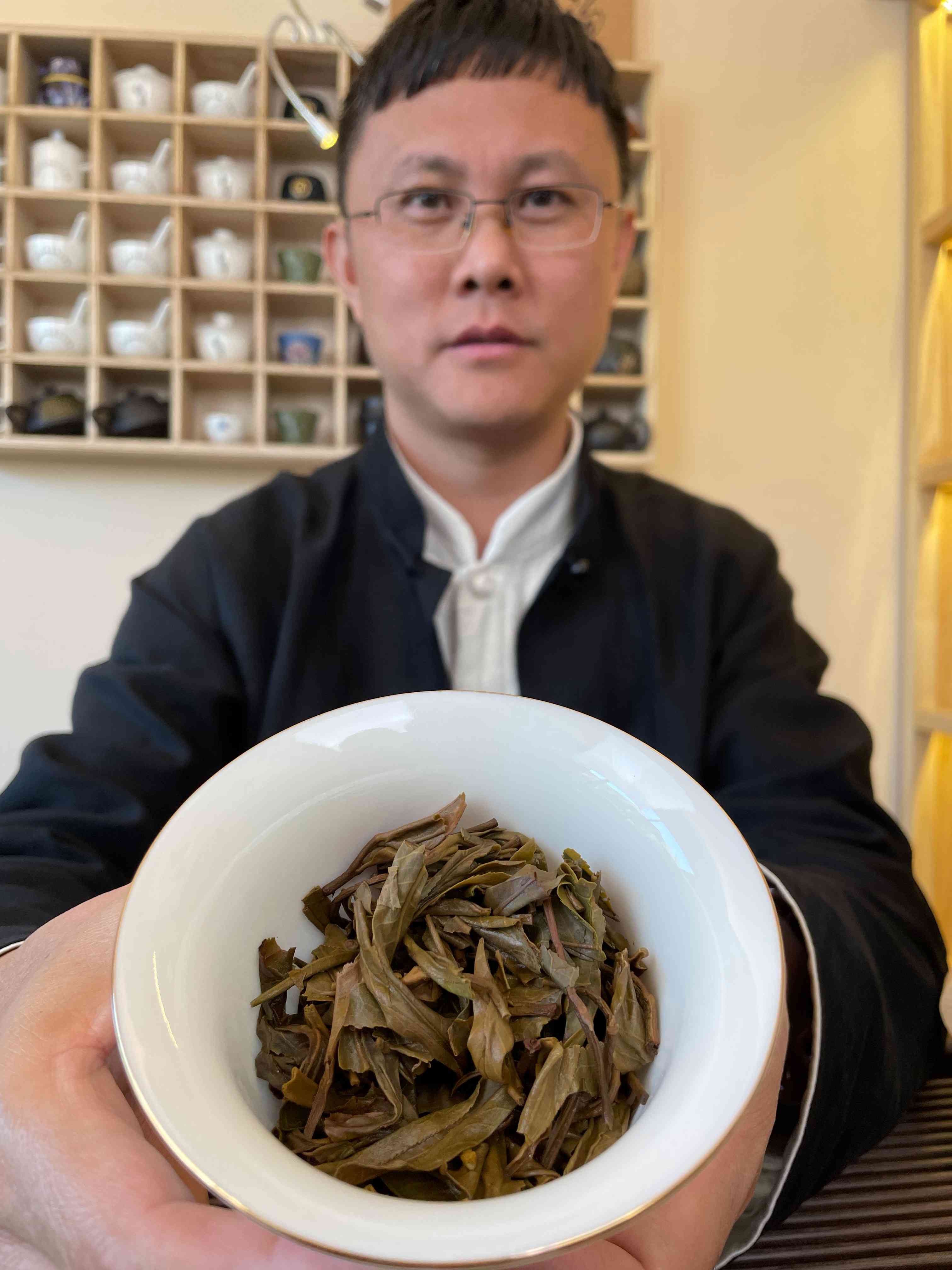 云南勐海普洱茶详实价格解析，一款茶叶的价值全貌尽在这里