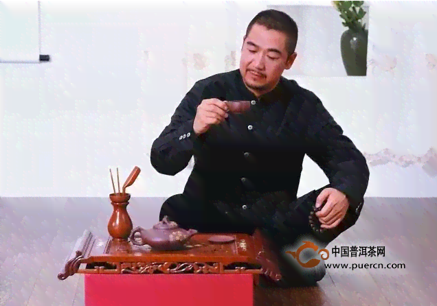 演员张与普洱茶的不解之缘：真假传闻揭秘