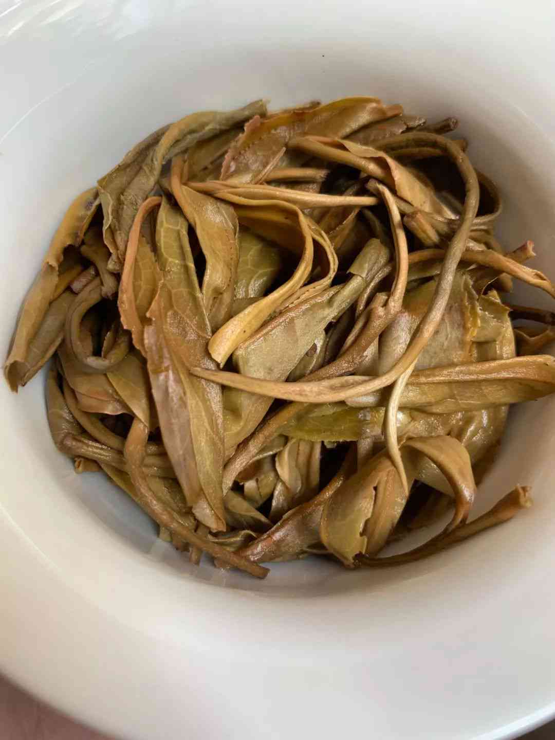 普洱茶生茶与熟茶的制作工艺、口感、功效对比分析