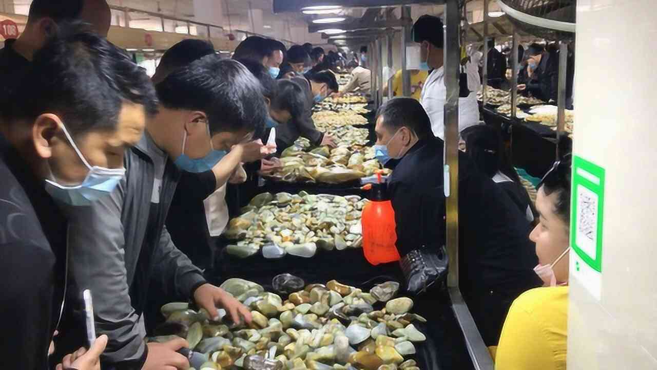 探访和田玉生产批发基地：寻找优质玉石的完整指南