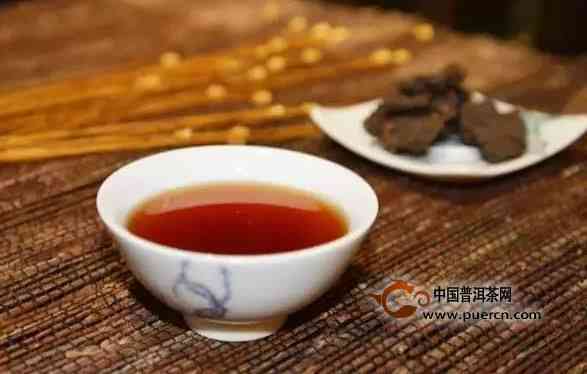 普洱熟茶存时间与口感关系全解析：何时饮用才能尝到口感？