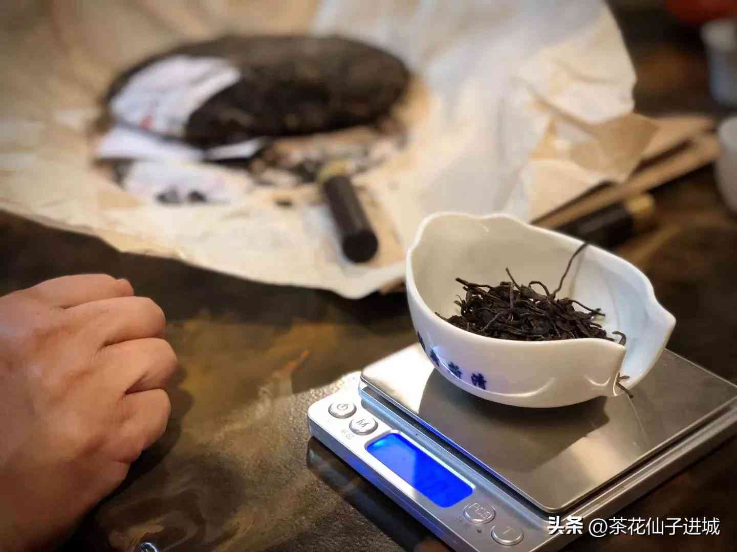 普洱茶的健益处及影响胃的讨论：医生的观点