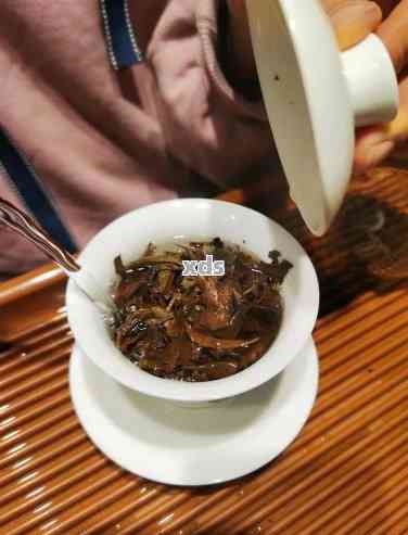 露春山普洱茶300克茶饼价格_厂家直销，品质上乘