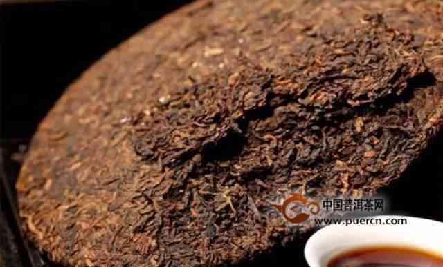 普洱茶熟茶陈香味像霉味吗？为什么普洱茶陈香味与霉变味不同？