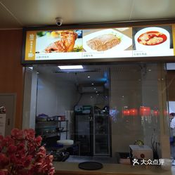 新郑卖和田玉店位置电话及价格，请问？