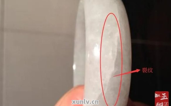 和田玉的纹，裂，棉线的区别：探究其石质纹理与自然痕迹差异