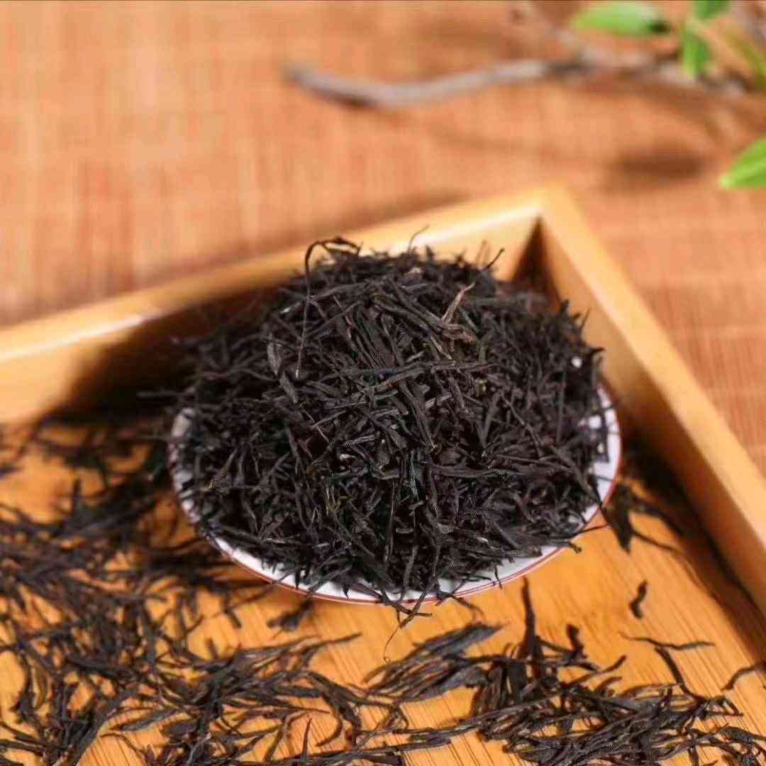 紫茶普洱茶：一款结合普洱与紫茶独特风味的新式茶饮解析