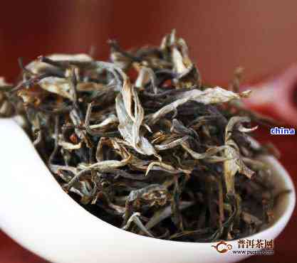 冰岛普洱茶：大叶种茶的代表还是其他品种？