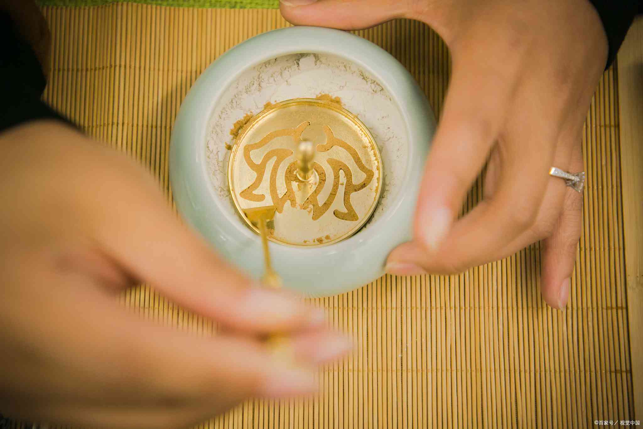 普洱茶的水泡多长时间喝：泡普洱茶的时间及其影响因素