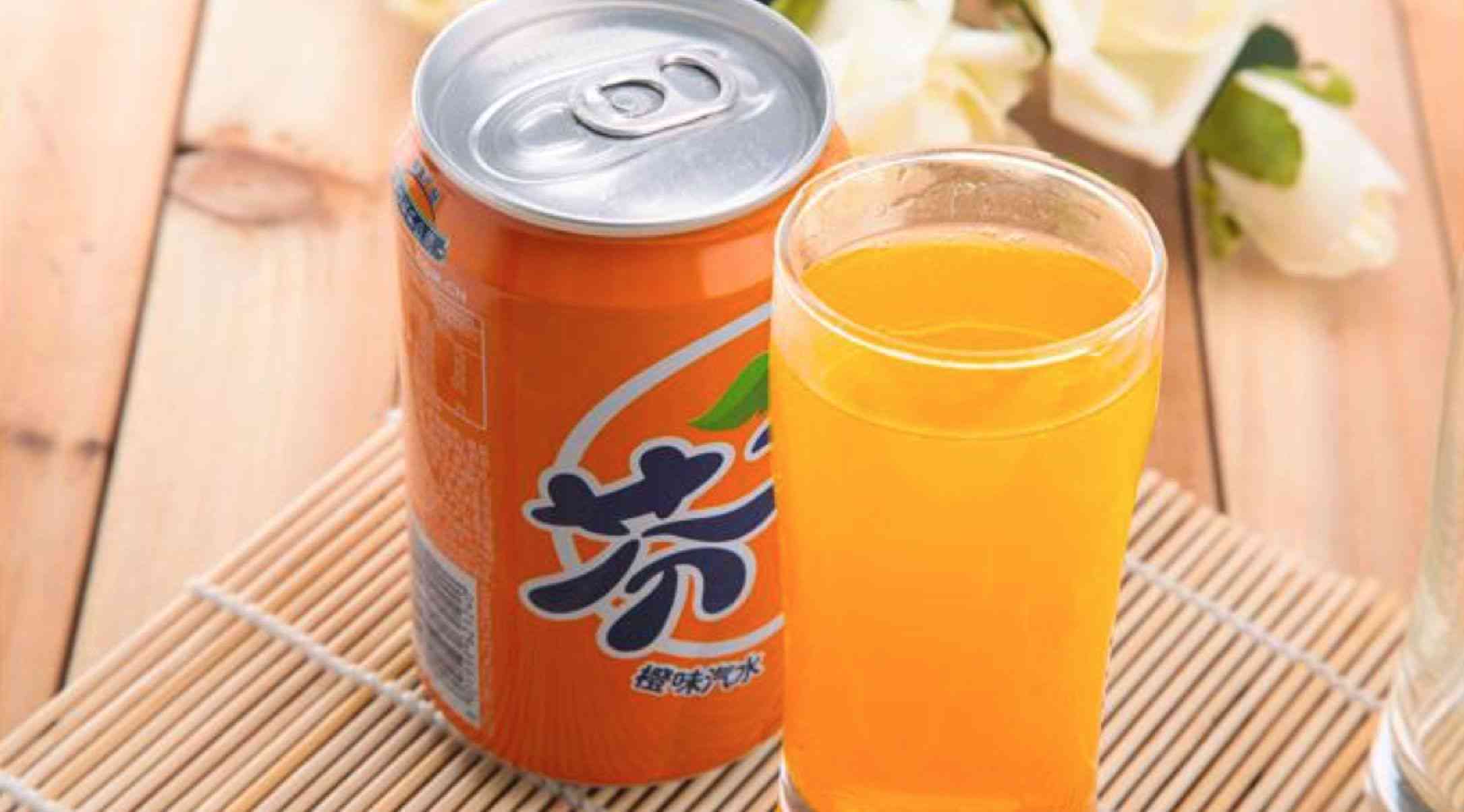 黄翡翠芬达：一种独特魅力的碳酸饮料，让你畅享夏日清凉与美味