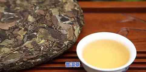 12年生普洱茶饼价格解析：一斤多少钱？购买时应注意哪些因素？