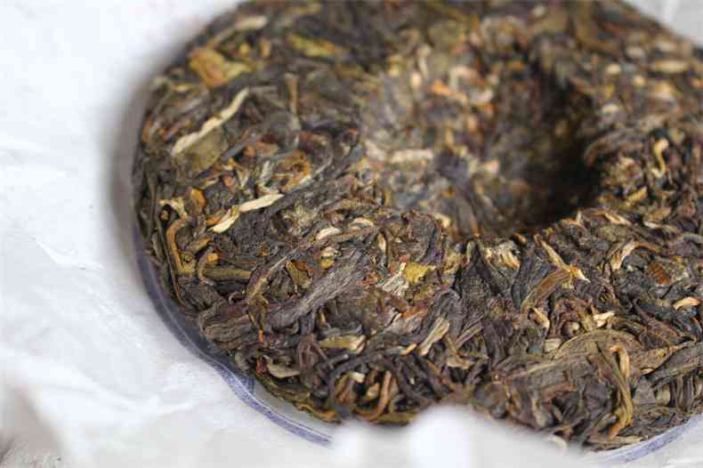 小饼普洱茶100g的尺寸