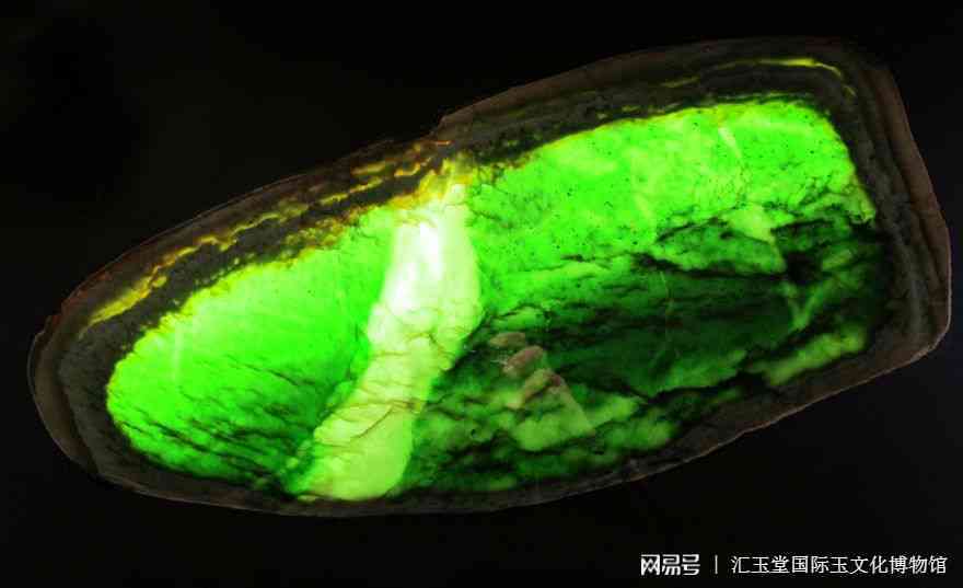 探究碧玉的神秘灵性：从科学到传说中的多角度分析