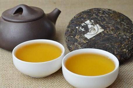 普洱茶带有仙草味，是否有？是否适合饮用？