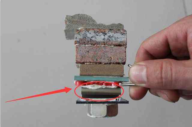 免钉胶粘挂件：结实性、使用方法和适用场景全面解析