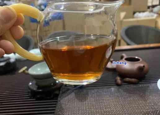 金普洱茶的独特魅力：深入解析其健益处与品饮技巧