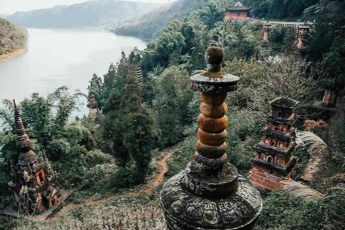 西安大雁塔：请佛的过程、历史背景及周边景点一览