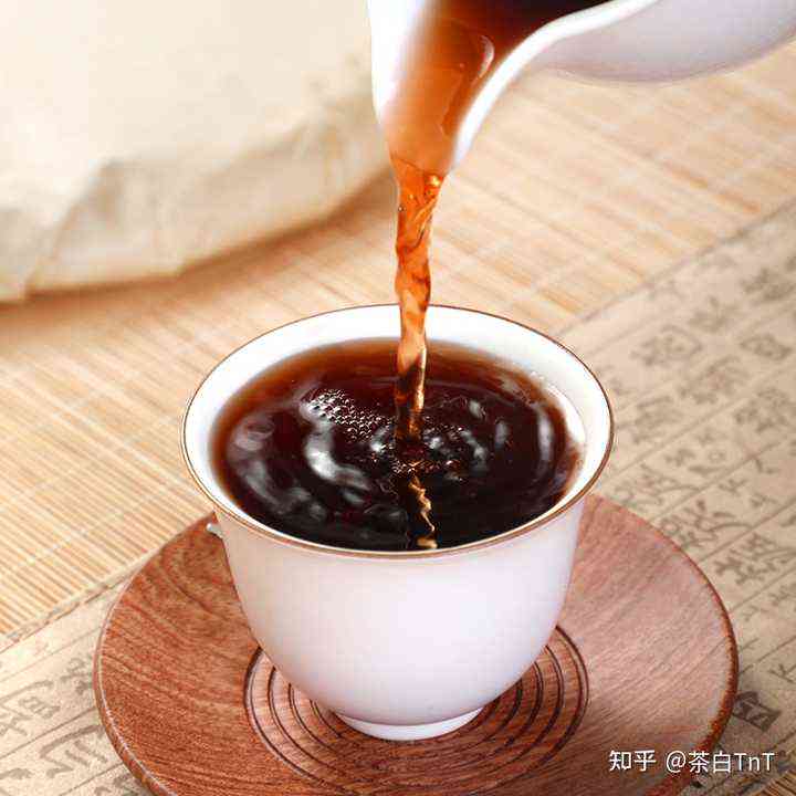 白茶与普洱茶叶能否一起冲泡？如何正确搭配以获得口感？