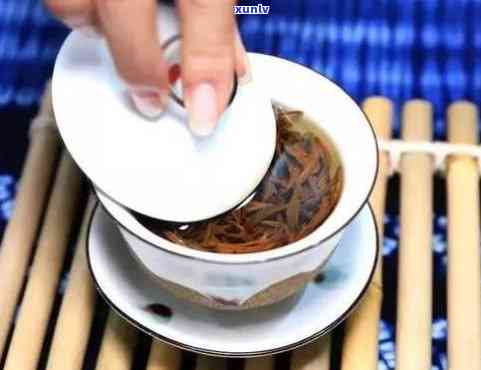 熟普洱茶饼冲泡方法：步骤、窍门及比例详解