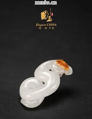 属蛇人戴蛇玉吊坠是否带来吉利？探讨这一传统饰品的象征意义与适用性