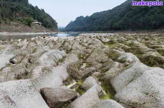 岷江河中的玉石瑰宝：探寻神秘的地质奇观与文化意义