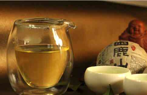 冰岛普洱茶：泡茶水选择，助你品味其独特风味