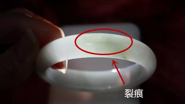 玉手镯断口怎么样子