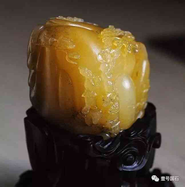 青白玉金丝玉值钱吗