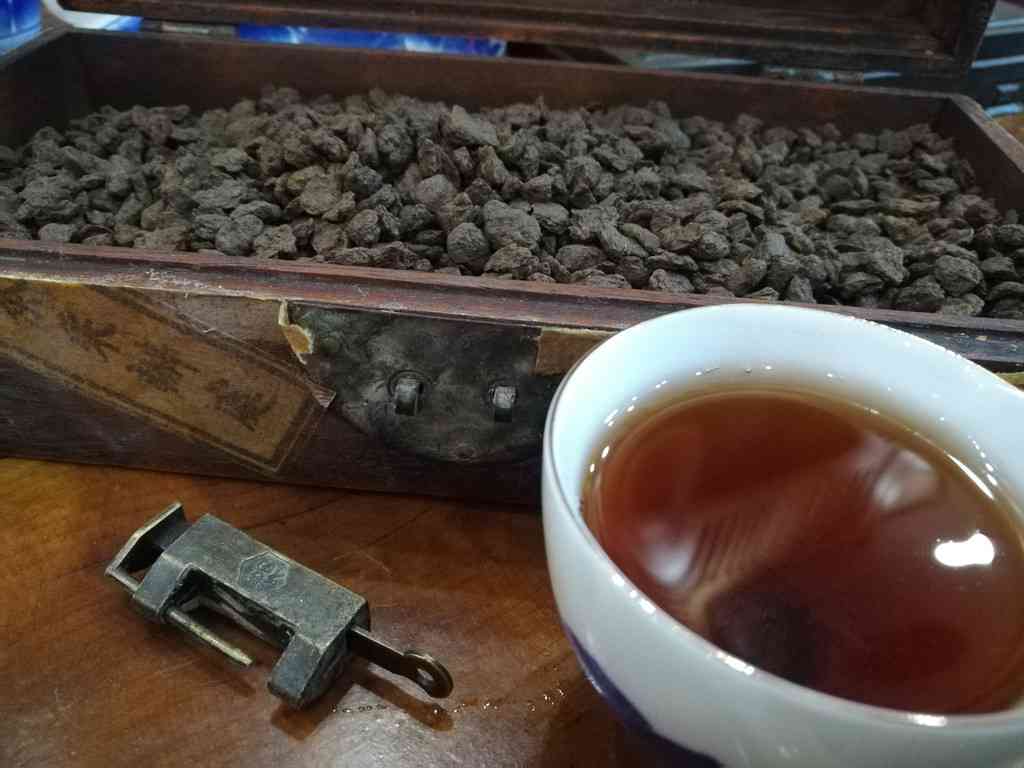 普洱茶的泡水度：70°C对茶叶品质及口感的影响解析