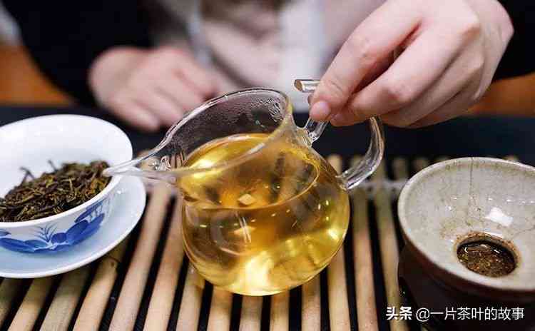 普尔茶染舌