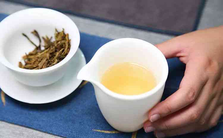 黑茶发酵与熟普发酵的区别：程度、方式与普洱茶的关系